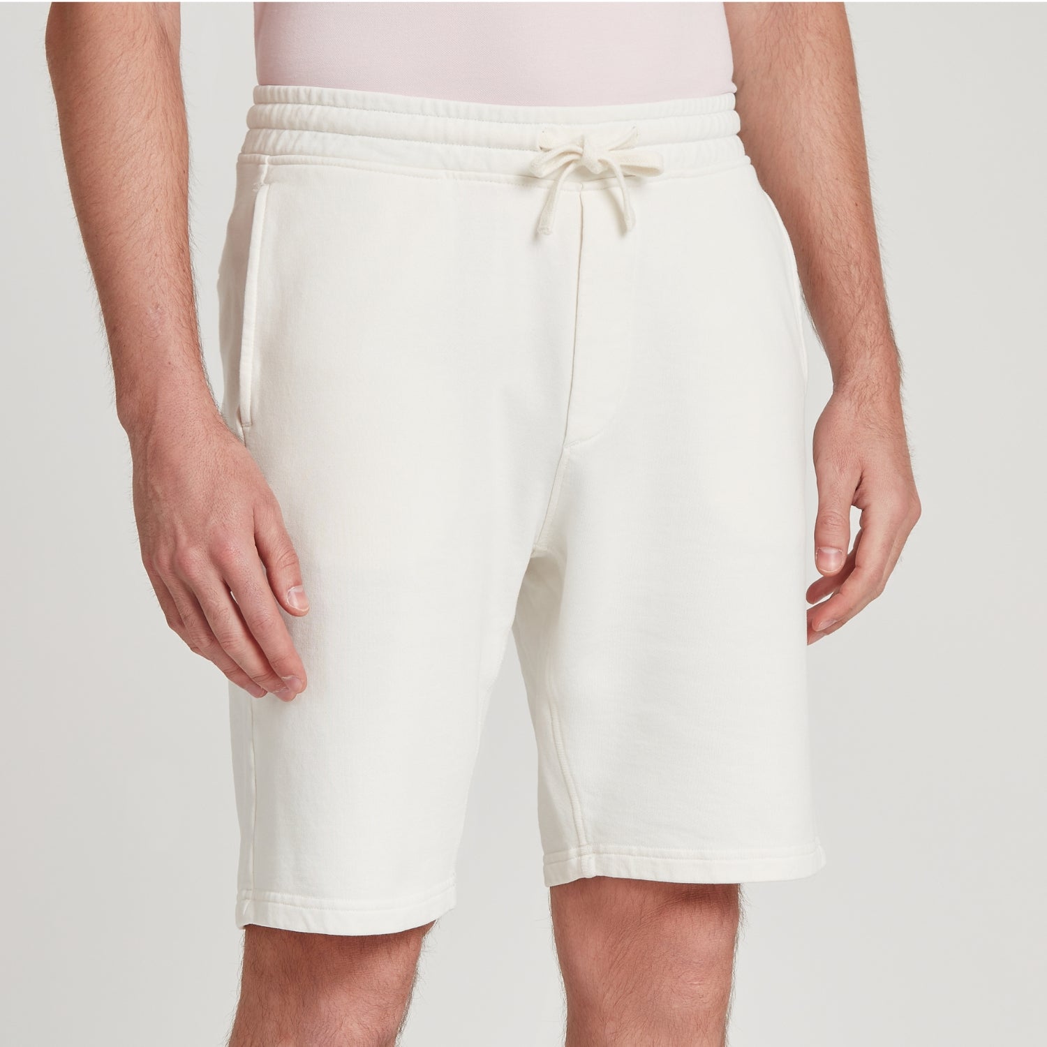 Pantaloncini uomo in micro piquet bianco, comfort premium, design veneziano, manifattura italiana