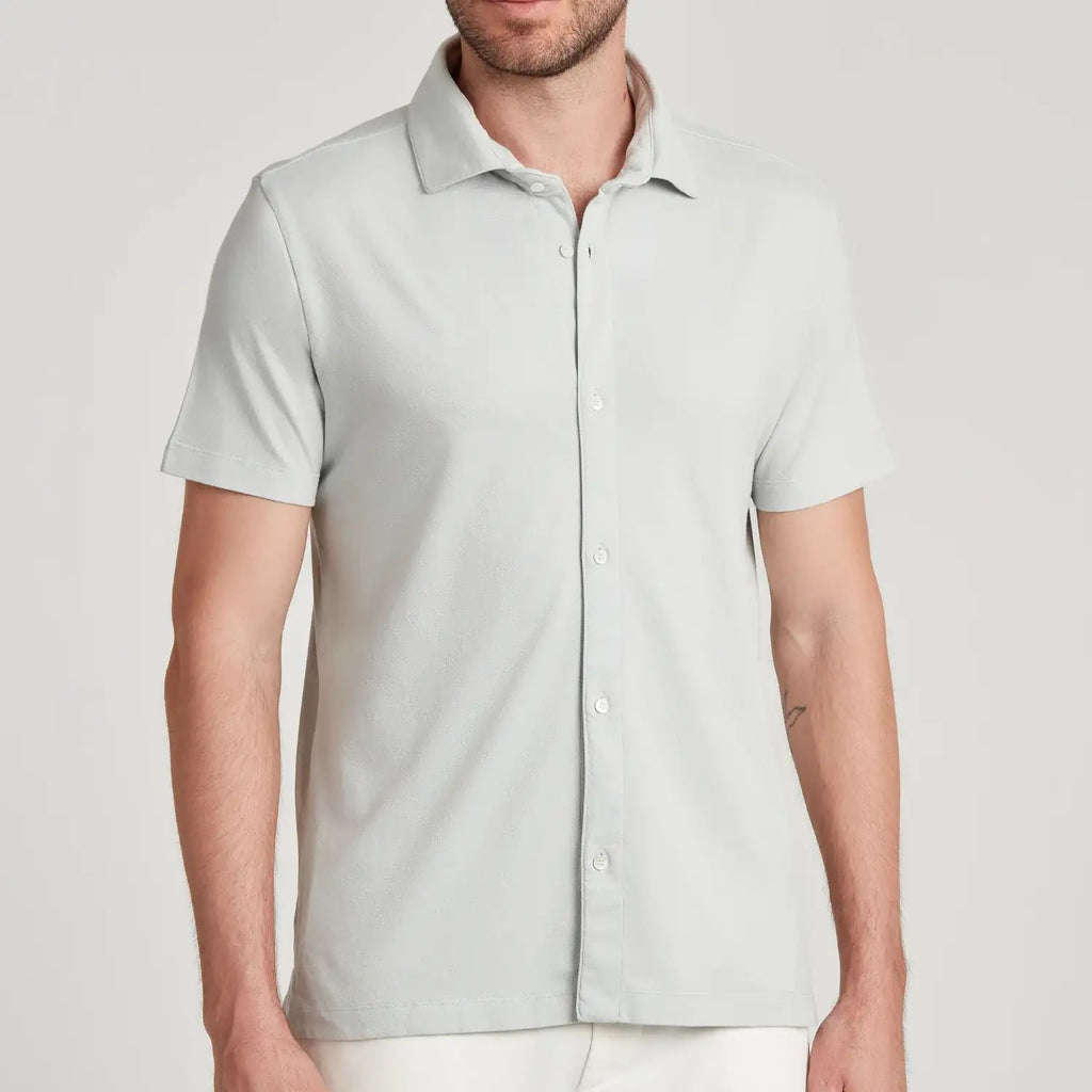 Polo uomo in micro piquet tinta in capo, design veneziano e comfort premium