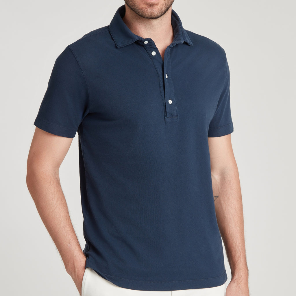 Polo uomo in micro piquet blu navy, design veneziano, manifattura italiana, comfort premium