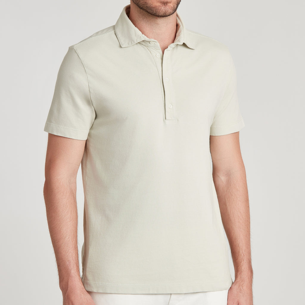Polo uomo in micro piquet tinta in capo, design veneziano e comfort premium