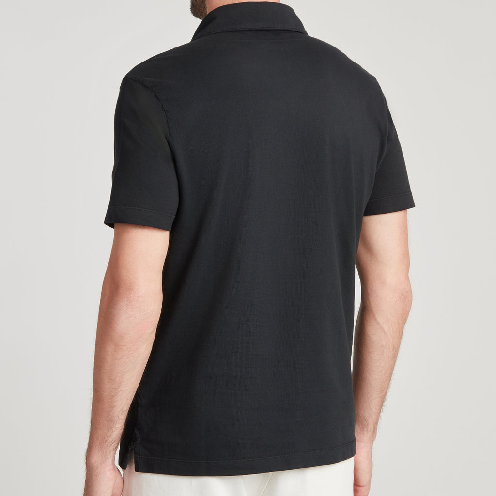 Polo uomo nera in micro piquet tinta in capo, design veneziano e comfort premium