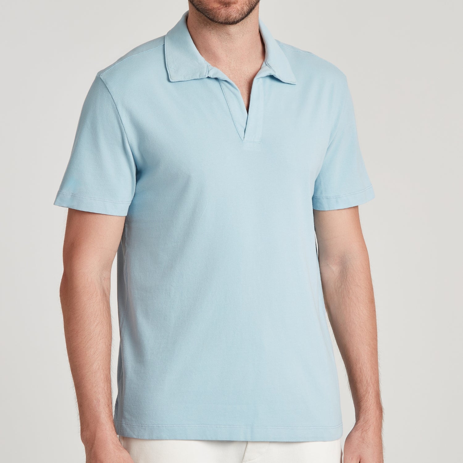 Polo uomo in micro piquet tinta in capo, design veneziano e comfort premium