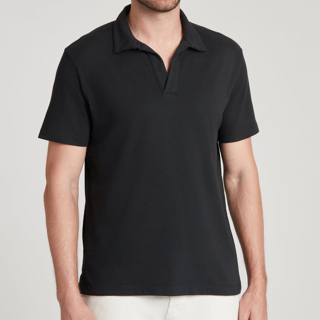 Polo uomo nero in micro piquet tinta in capo, design veneziano e comfort premium