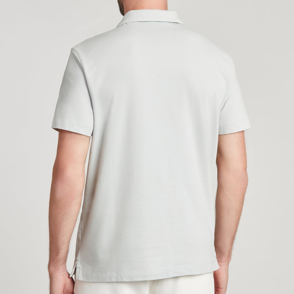 Polo uomo in micro piquet tinta in capo, design veneziano e comfort premium