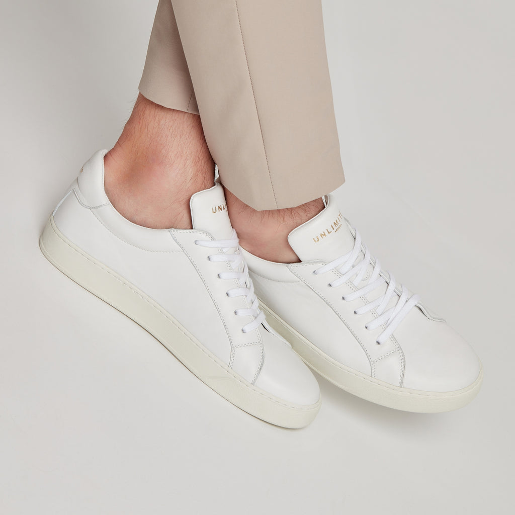 Scarpe da uomo bianche in pelle, design veneziano, comfort premium, suola crema, lacci bianchi