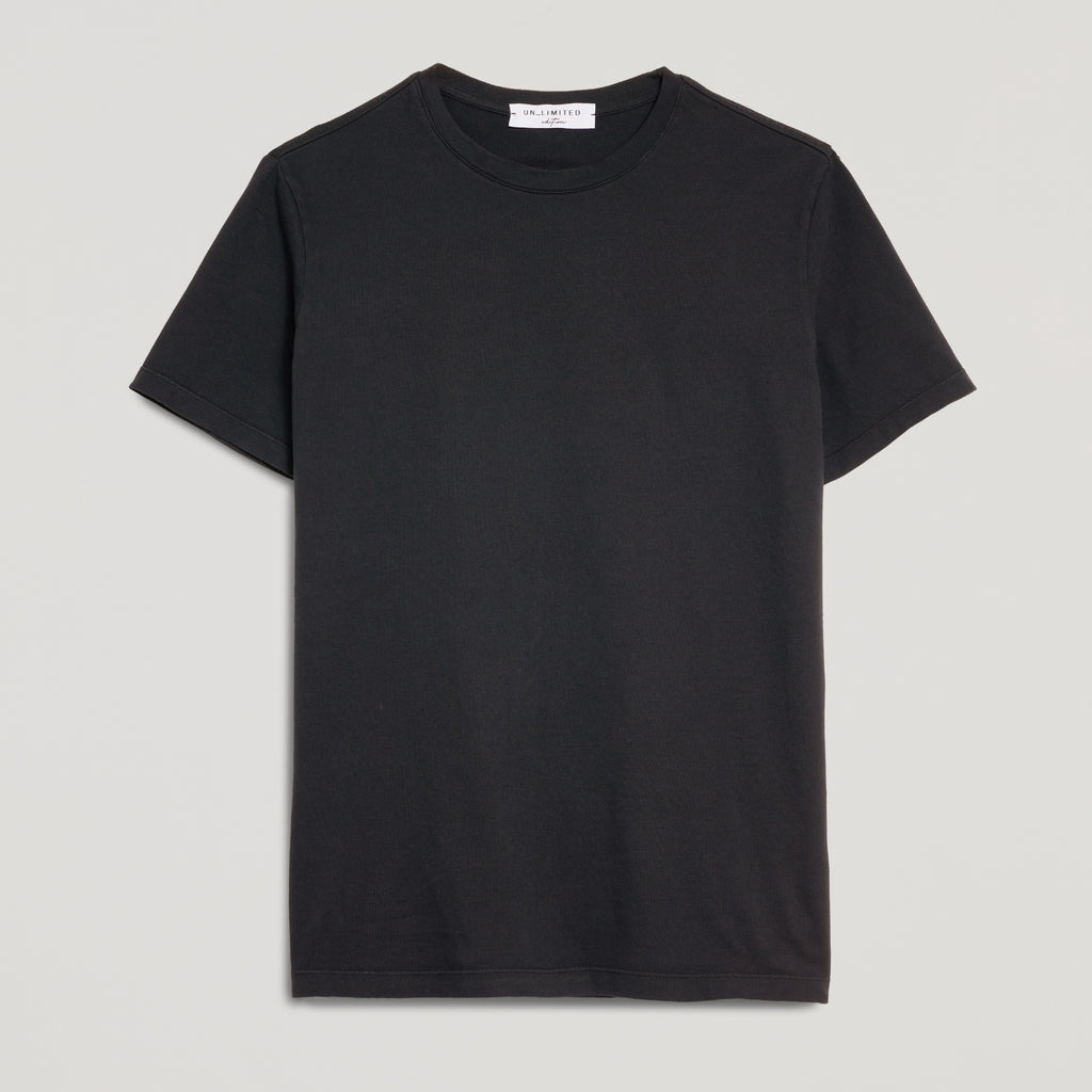 T-shirt uomo nera in micro piquet tinta in capo, design veneziano, manifattura italiana, comfort premium